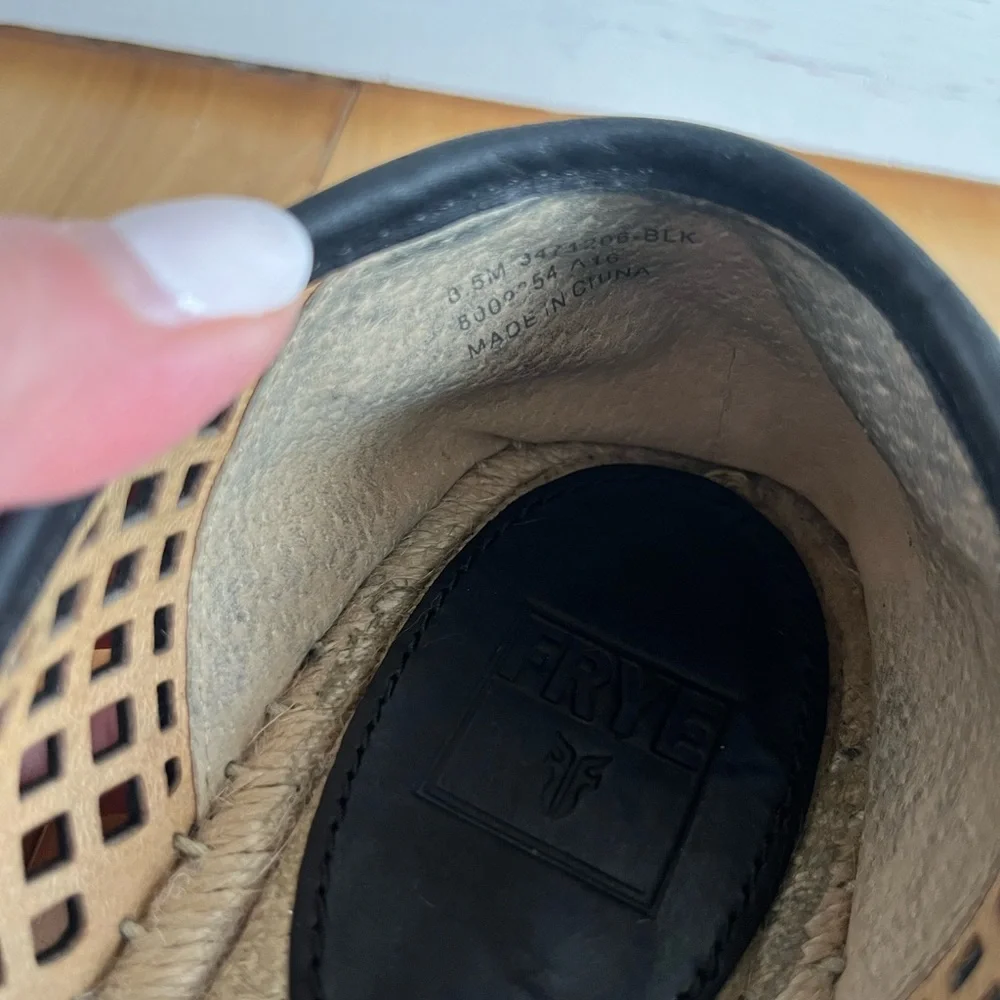 FRYE Lee A Line Perforated Espadrilles Women’s Slip on Shoes Size 8.5